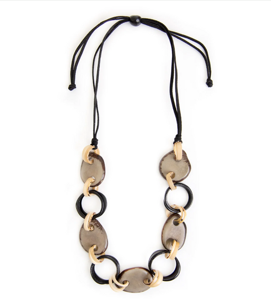 Neutral Chain Link Necklace