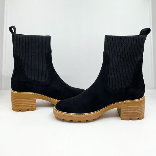 Women's Black Slip-on Lug Boots